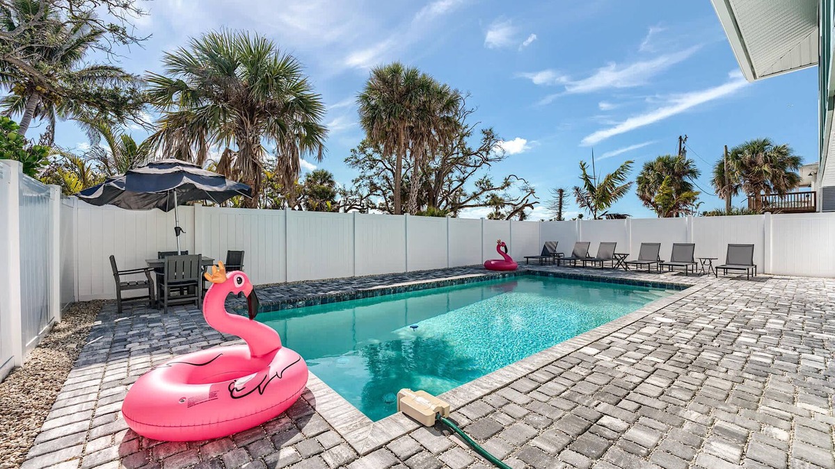 Fort Myers Beach House | Sun & Beach Retreat S
