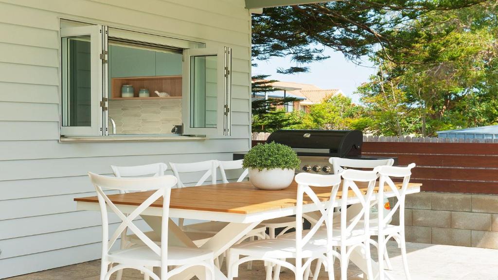 Salamander Bay House | Sun Daze Salamander Bay
