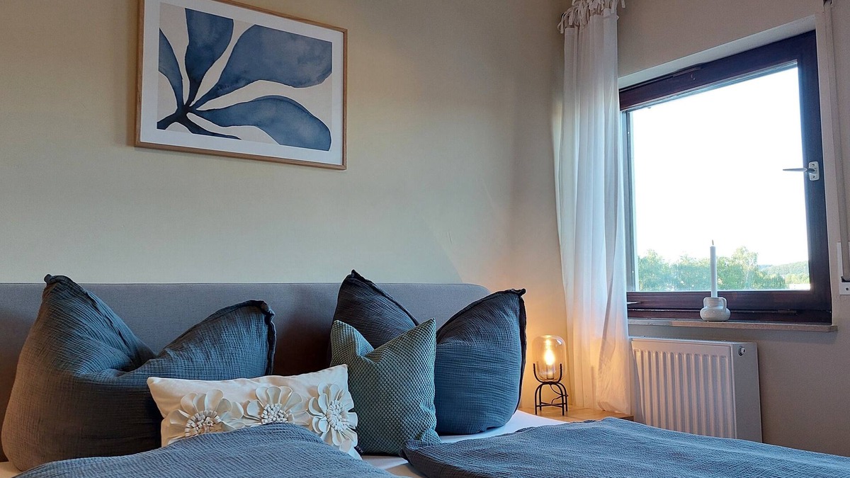 Bad Camberg Apartment | Sun-drenched, family-friendly apartment with balcony & large kitchen