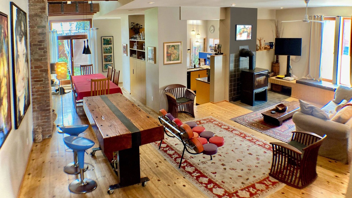 Pointe-Saint-Charles House | Sun-filled designer home with private garden and garage near Old Montreal