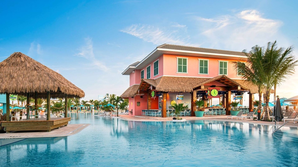 Fort Myers Beach Resort | Sun-Kissed Beach Resort w/Spectacular Sunset Views - 3 Units