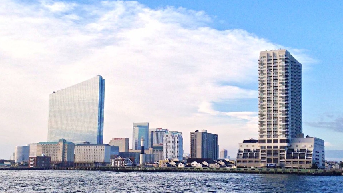 Atlantic City Condo | Sun-Kissed Splendor: A Stunning Boardwalk Condo