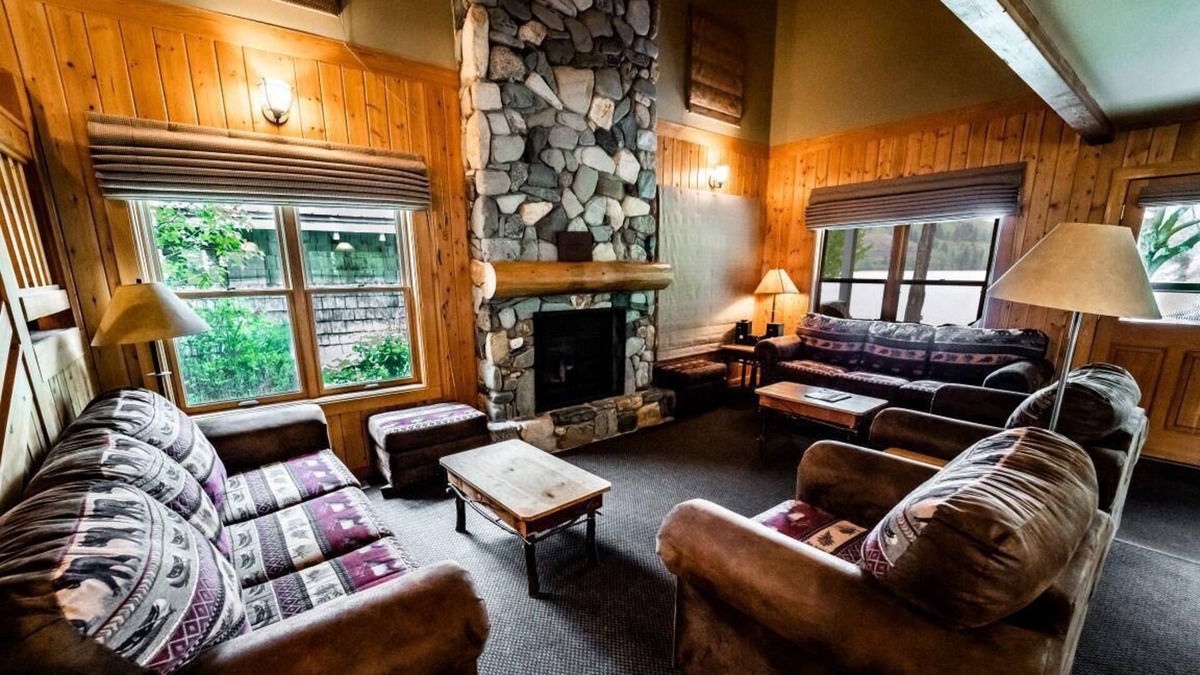 Winthrop Cottage | Sun Mountain Lodge - Grand Suite - Beautiful Grand Suite Cabin #605