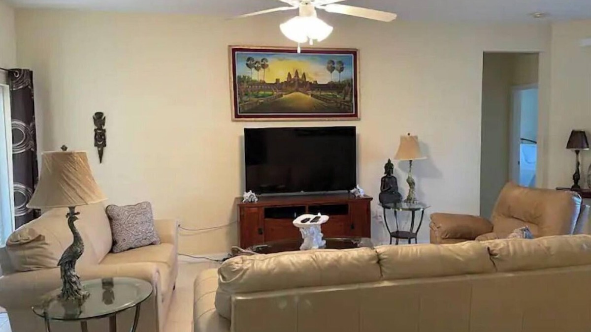 Sun 'N Lake House | Sun N Lake entire Villa on Granada