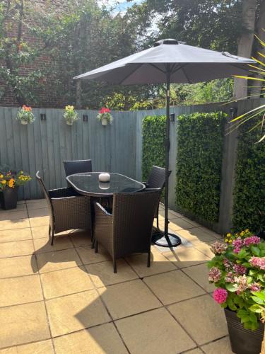 Weybridge Apartment | Sun Terrace Lodge Weybridge