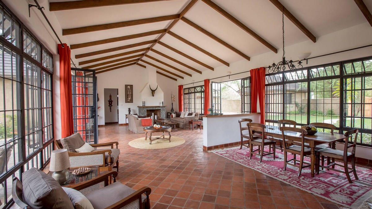 Arusha Cottage | Sunbird Cottage, Exclusive Cottage located on 18 hole Golf course, Tanzannia
