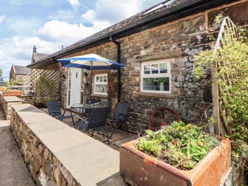 Tunstall House | Sunbird Cottage