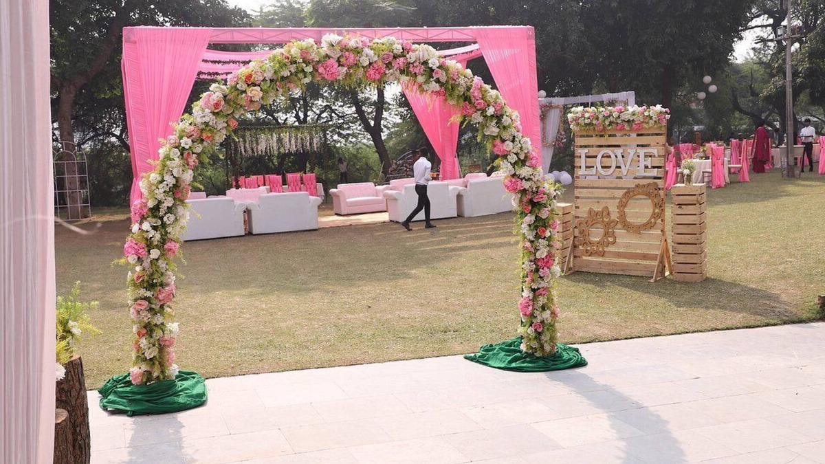 Surajkund Hotel | Sunbird Tourist Resort