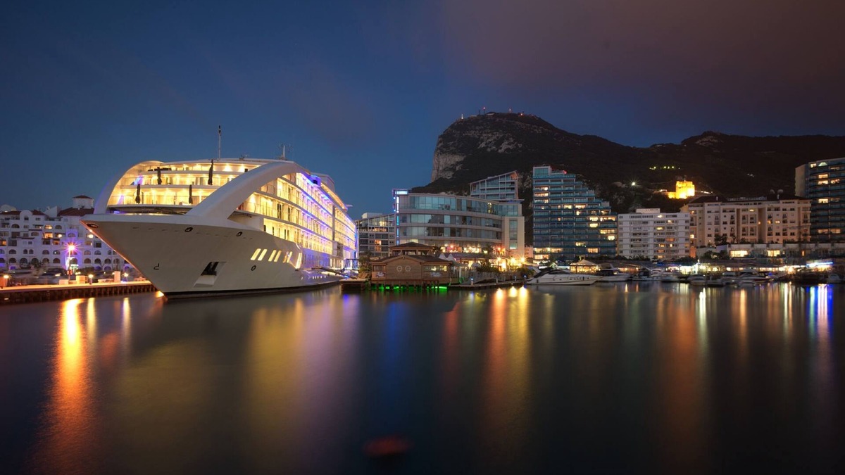 Gibraltar Hotel | Sunborn Gibraltar Yacht Hotel Resort