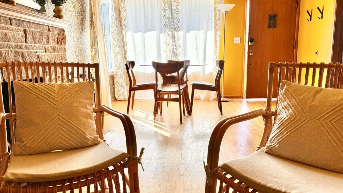 Fremont House | Sunbreak Suite in Fremont with Park Views