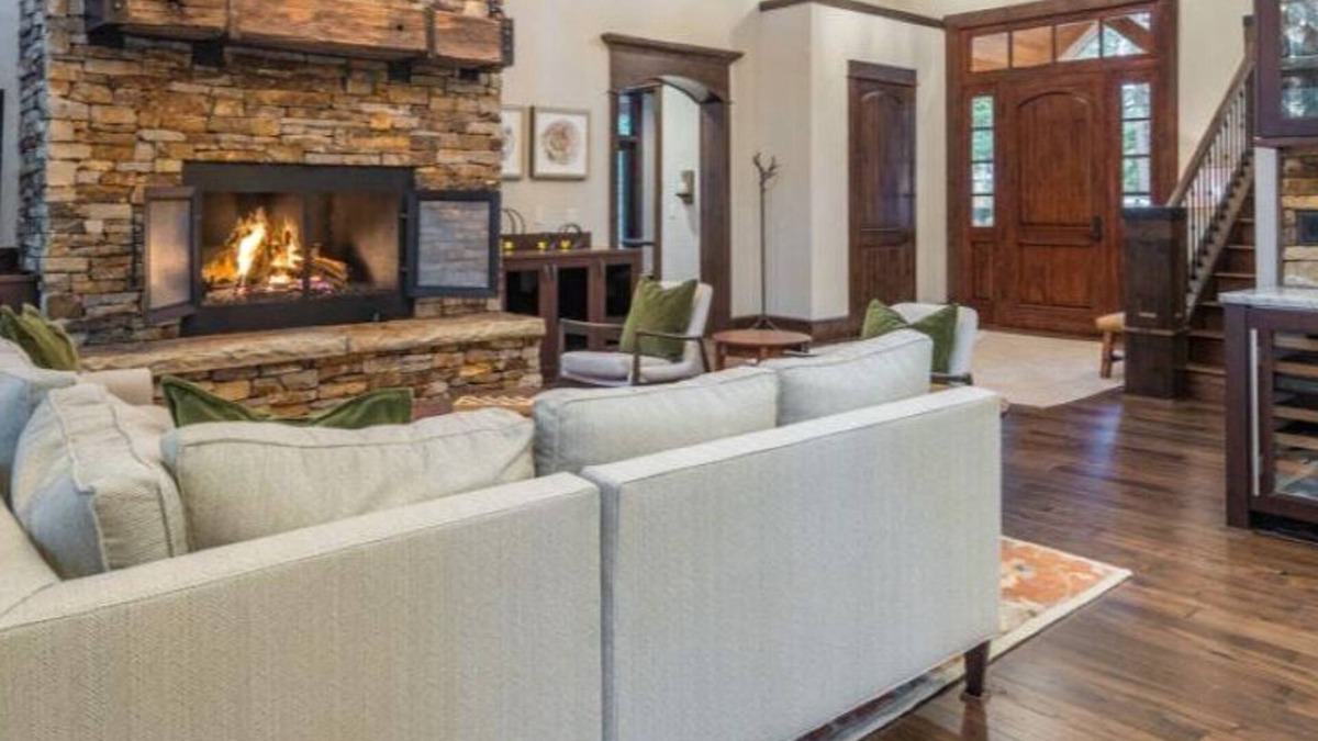 Cle Elum House | Suncadia 5 Bdrm Elegant Home near Golf Course, Covered Patio and Hot Tub
