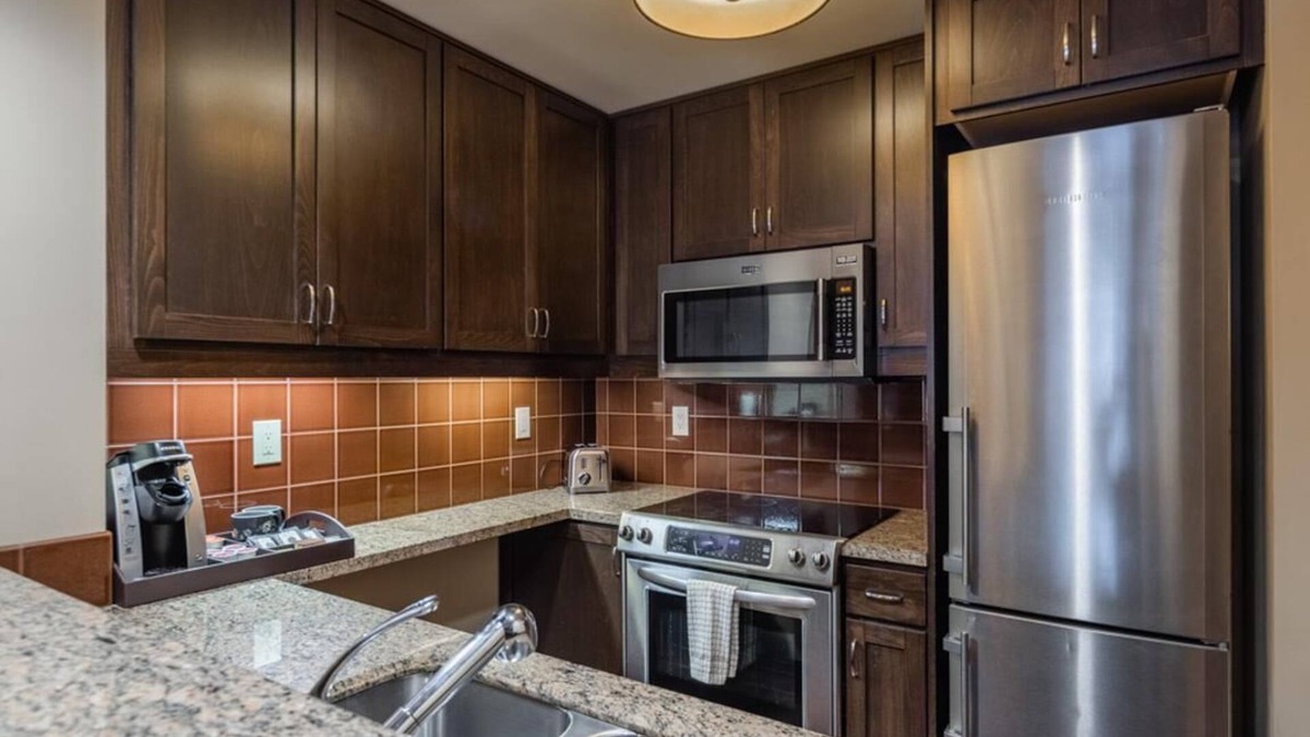 Cle Elum Condo | Suncadia One Bedroom Lodge Unit with Private Hot Tub