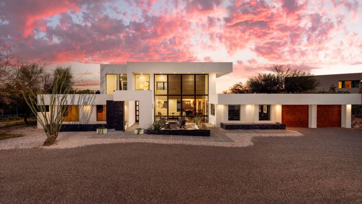 Tucson House | Suncrest Primary (Mike Morgan)