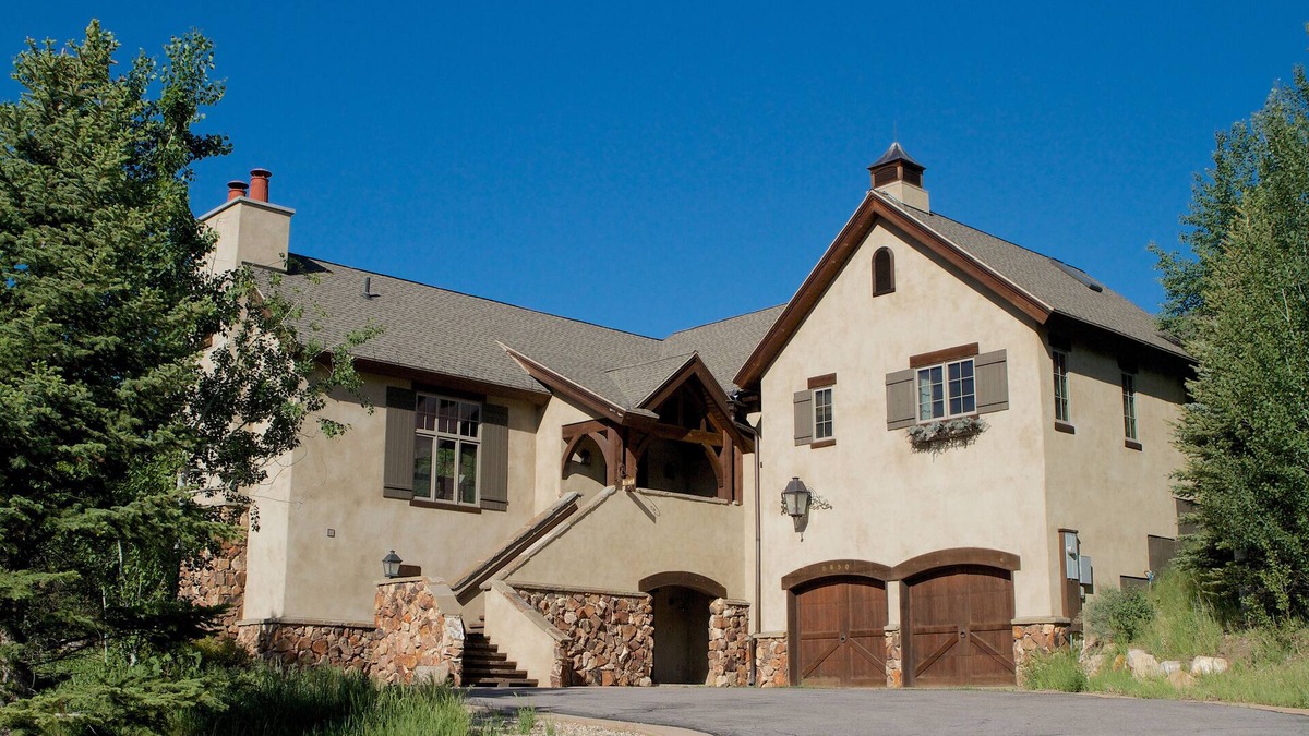 Sundance House | Sundance designer Mountain Home-5bdrm 5 bth sleeps 14 Ski, Flyfish, Golf,