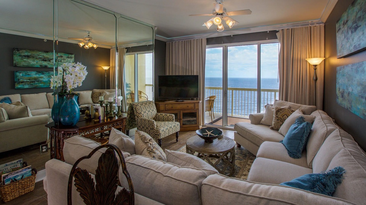 Miramar Beach Condo | Sunday-Sunday,2BR, Bunkroom, 2Full Bath's. Beach Chairs Included, 3 NITE MINIMUM