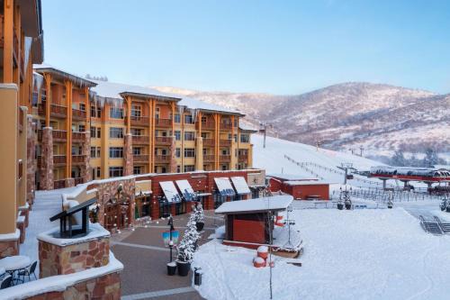Park City Resort | Sundial Lodge by All Seasons Resort Lodging