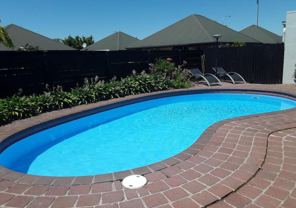 Blenheim Hotel | Sundowner Motel