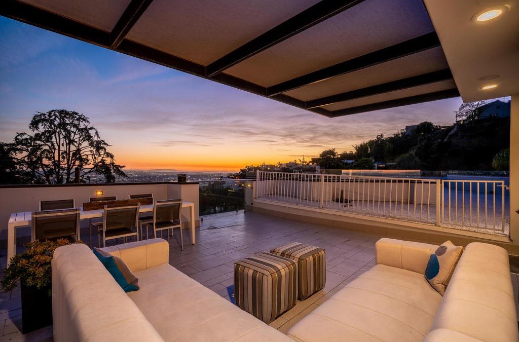 Hollywood Hills West Villa | SUNET PLAZA MODERN MANSION