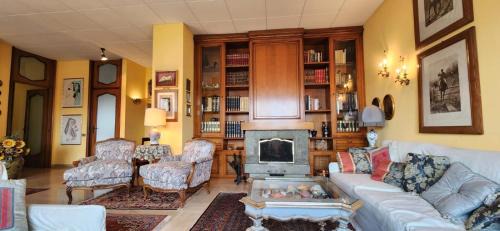 Alessandria Apartment | Sunflower House
