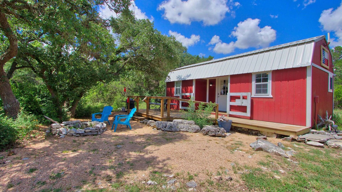 San Marcos House | Sunflower Ridge Bungalow - An Outdoor Enthusiasts Wonder