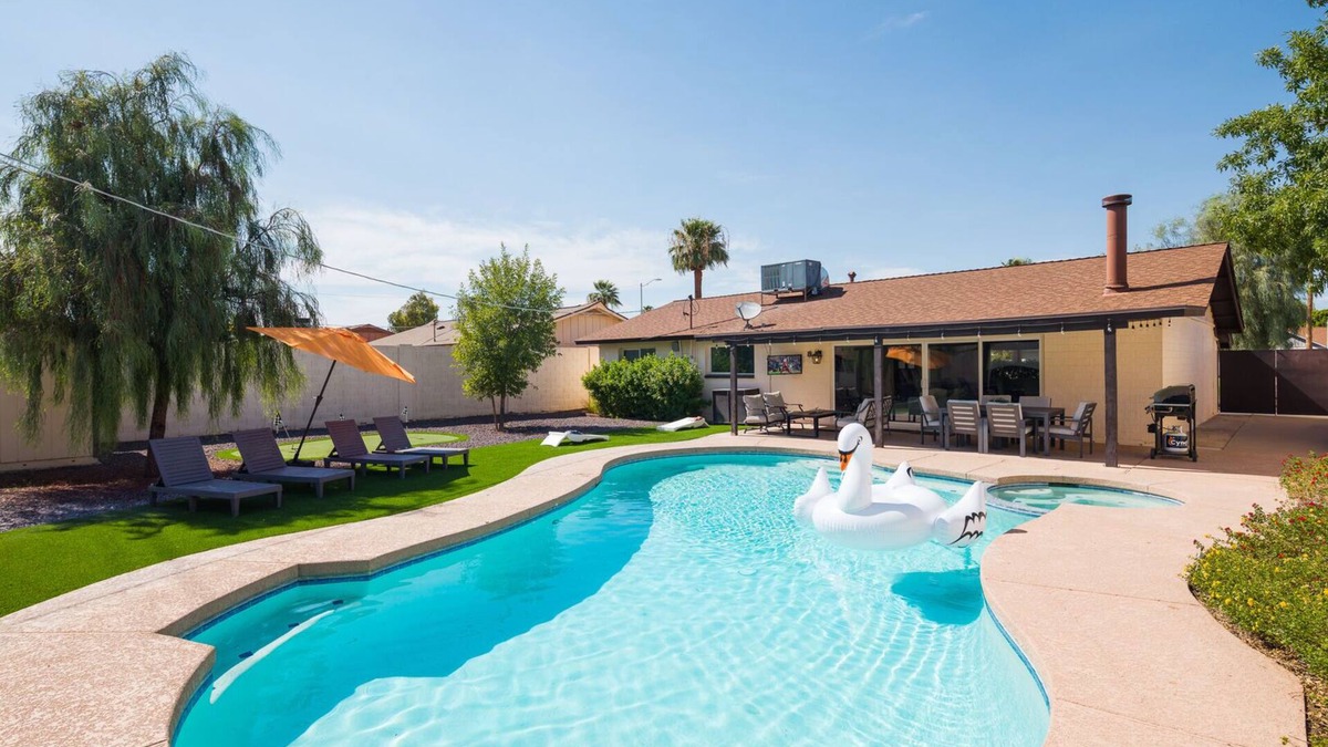 Park Scottsdale One House | Sunkiss - Pool, Spa & Mini Golf - Mins to Old Town