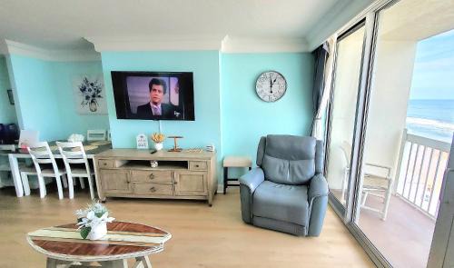 Ortona Park Apartment | Sunkissed-Modern Oceanfront Condo Daytona Beach