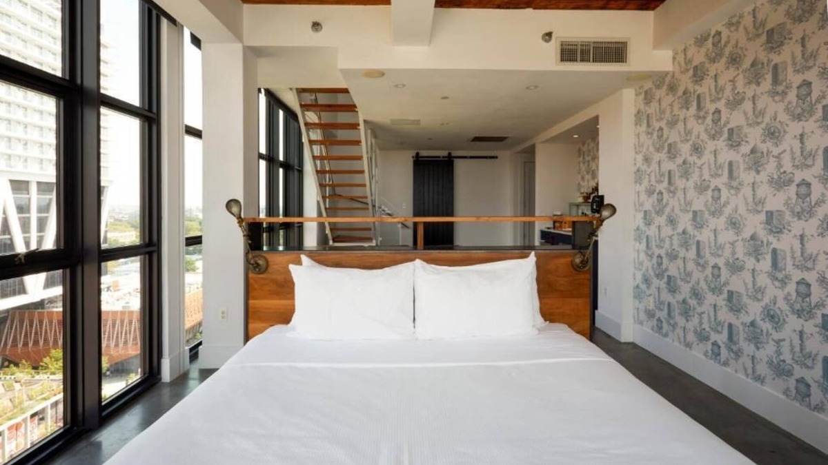 Williamsburg Hotel | Sunlit Loft Stay l Wythe Hotel l North 8th Loft with Views