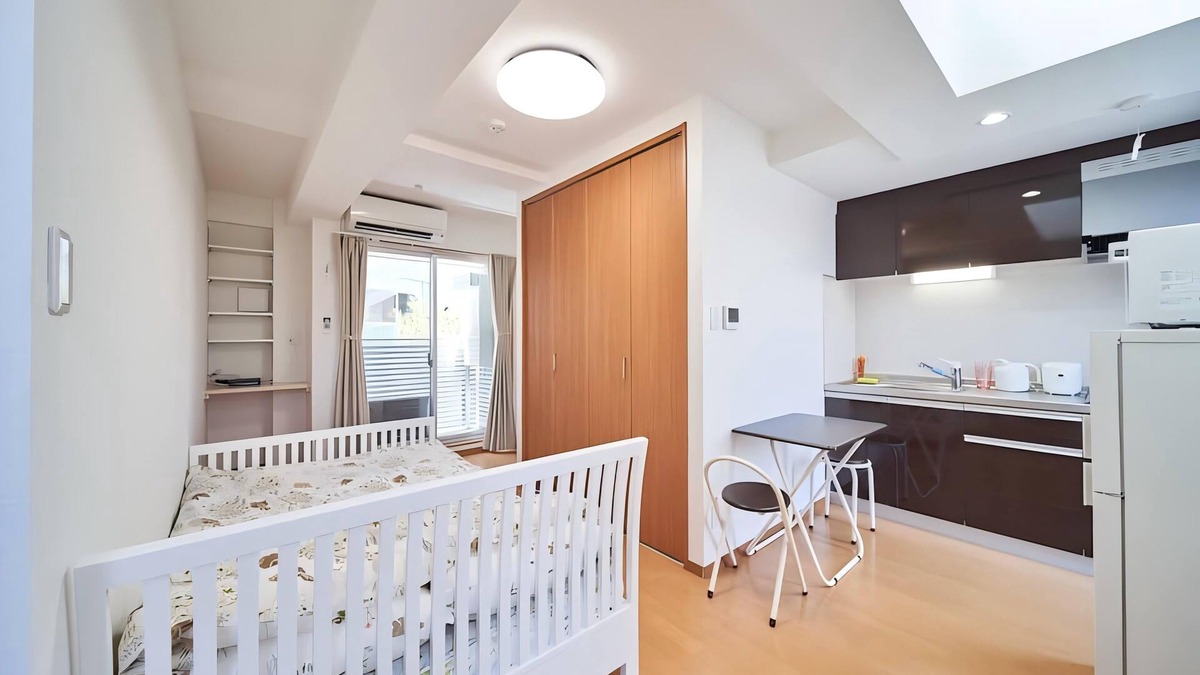 Nishi Apartment | Sunny 3 - guest American - style Osaka apt.Private bath, kitchen. Unit 301.