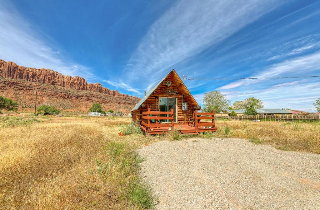 Moab South Valley Hotel | Sunny Acres Cabin