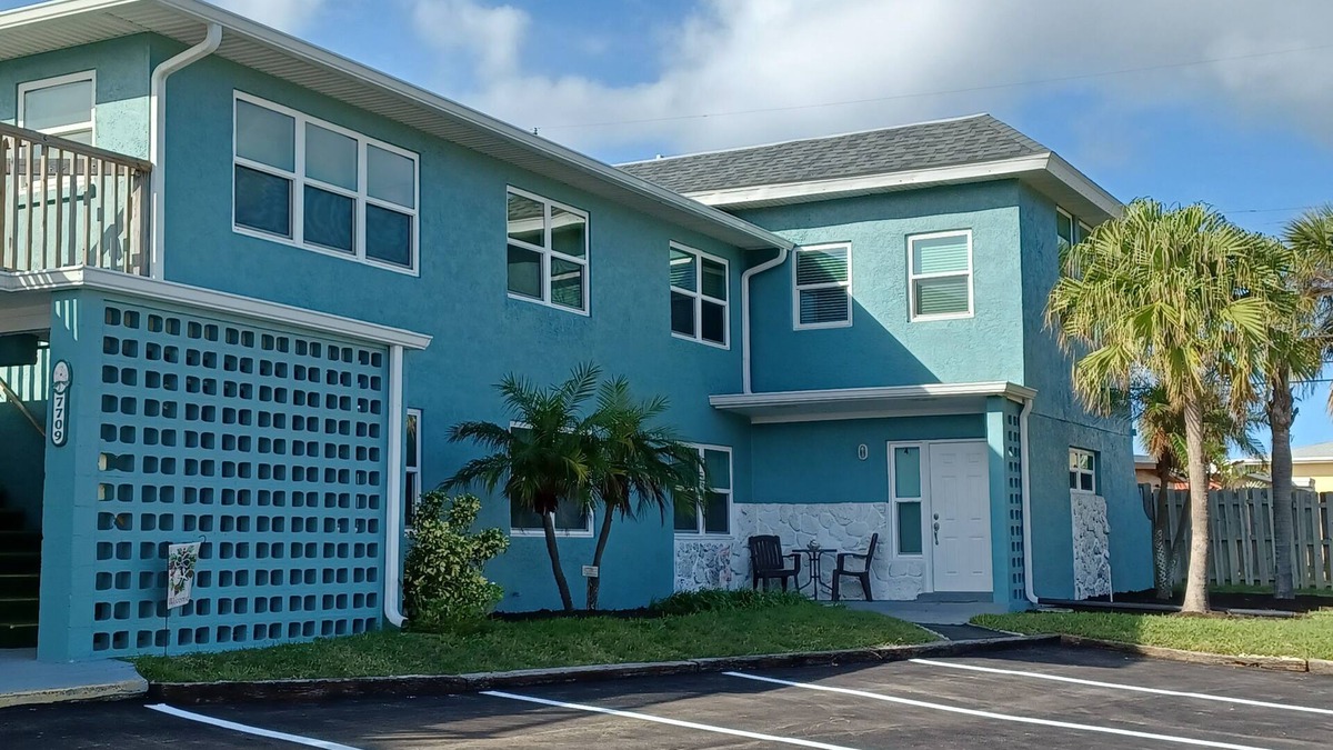 Port Canaveral Apartment | Sunny and 80.just steps to the beach