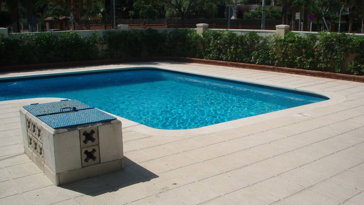 Castelldefels Apartment | Sunny apartment 6 people with pool