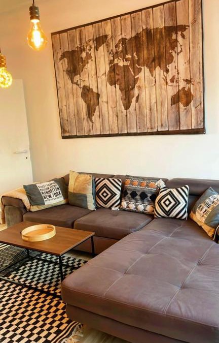 Vilvoorde Apartment | Sunny apartment near atomium parking free