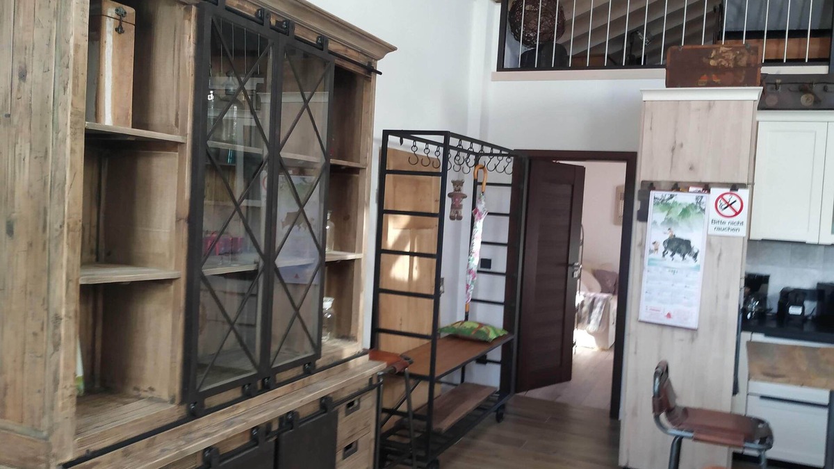 Universitatsviertel Apartment | Sunny Apartment, quiet but central, luxury equipped, open kitchen
