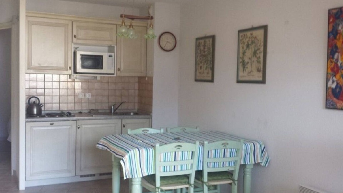 Montgenevre Apartment | Sunny apartment with panoramic views.