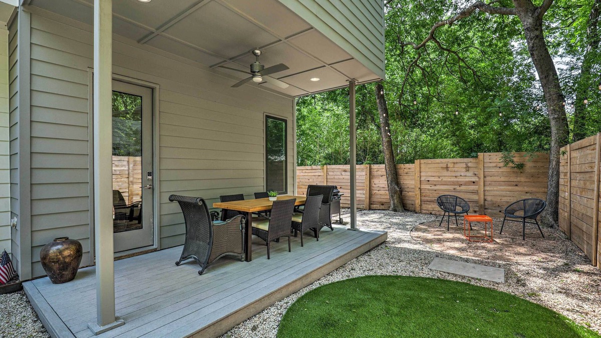 Brentwood House | Sunny Austin Abode: Proximity to Parks & Dtwn
