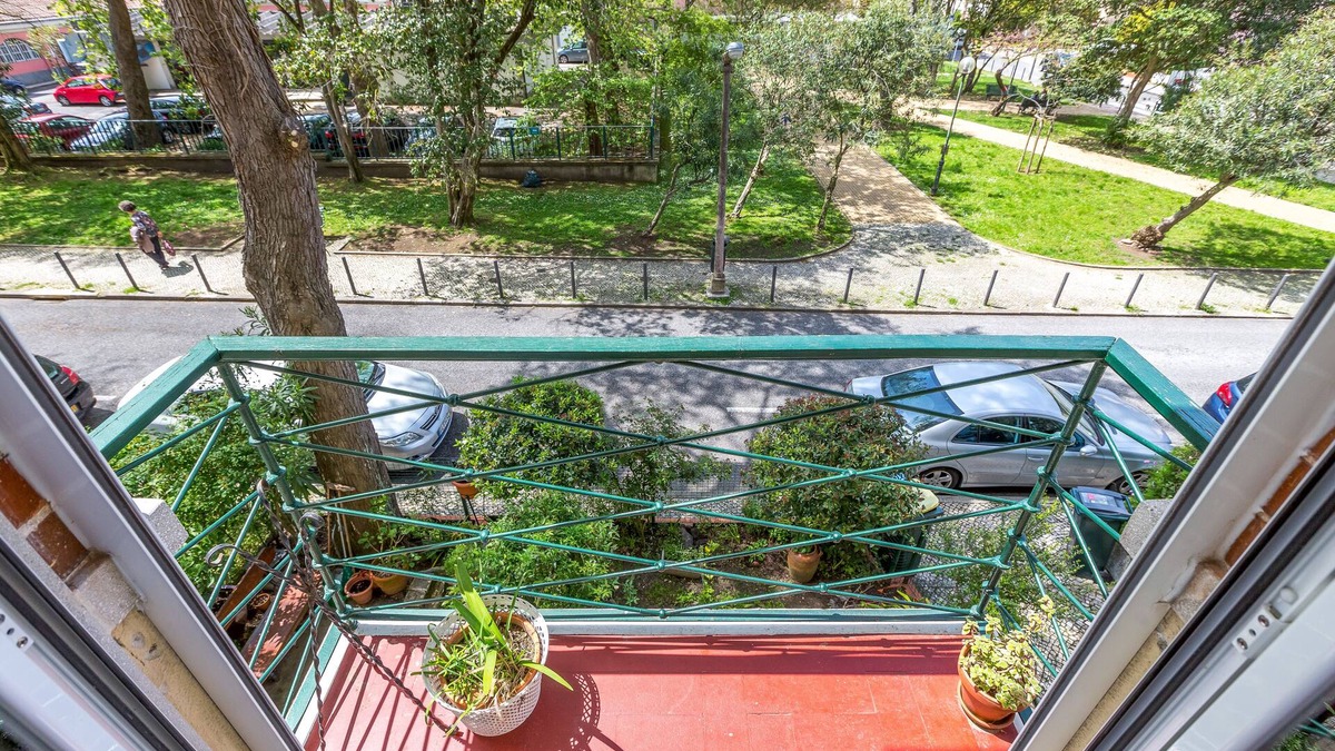 Alvalade Apartment | Sunny, Bright and Quiet Apartment, By TimeCooler