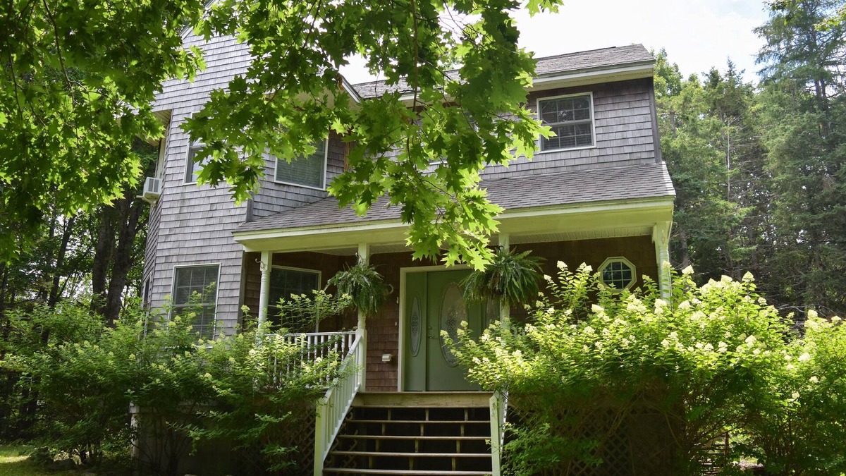 Trenton Cottage | Sunny, Cheerful, Tranquil Cottage Near Acadia, Bar Harbor, & More
