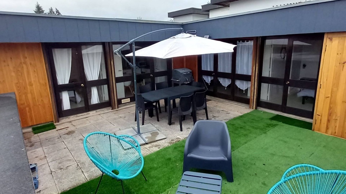 Vernet-la-Varenne House | Sunny cottage 50 m from a lake