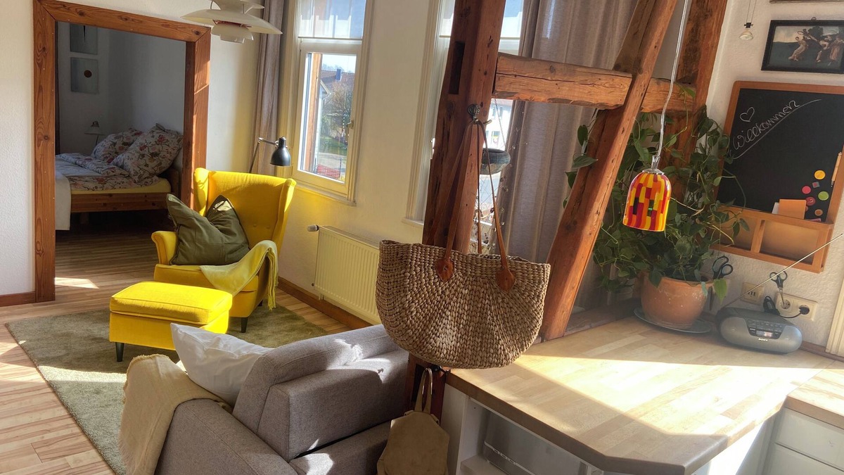 Hattorf Apartment | Sunny country house apartment