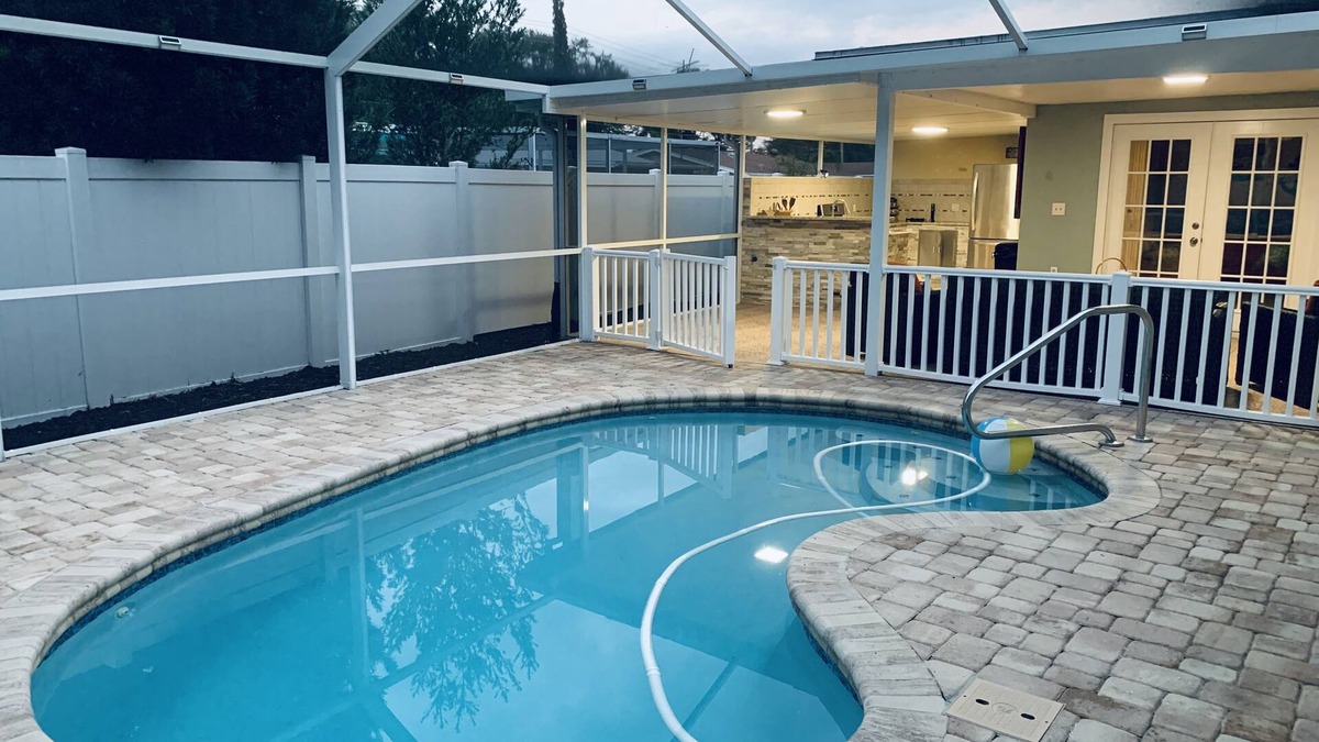 Tanglewood Terrace House | Sunny Days Heated/Salt Water Pool Home