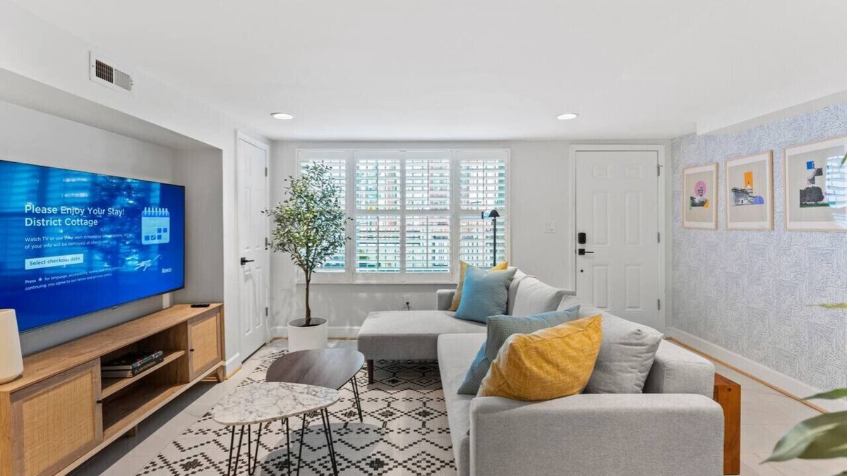 Truxton Circle Condo | Sunny DC Garden Home | Spacious 1BR/1BA by DCottage