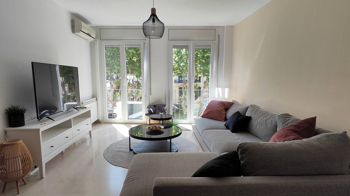 Arenys de Mar Apartment | Sunny flat near the beach