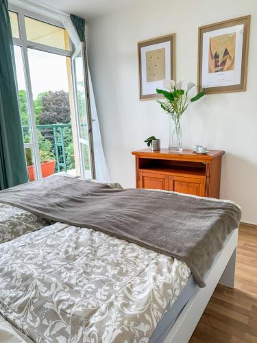 Prague 4 Apartment | Sunny Flat with Terrace & Park View Near City Centre