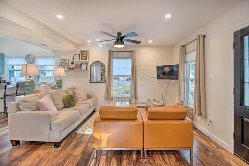 Front Royal House | Sunny Front Royal Vacation Rental with Hot Tub!