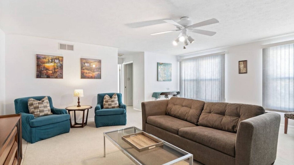 Rochester House | Sunny Home in Private Setting