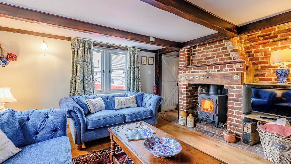 Dymchurch Cottage | Sunny House by the Sea