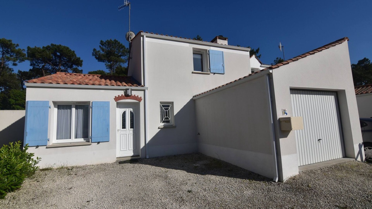La Tranche-sur-Mer House | Sunny house 300 m from the beach