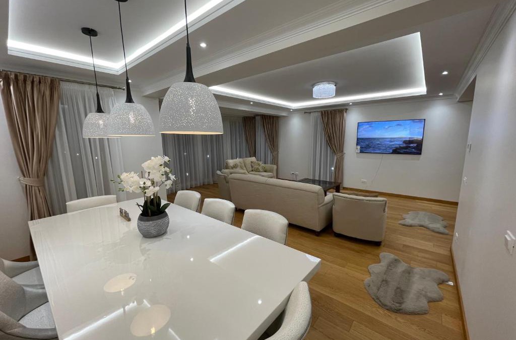 Suceava Villa | Sunny house