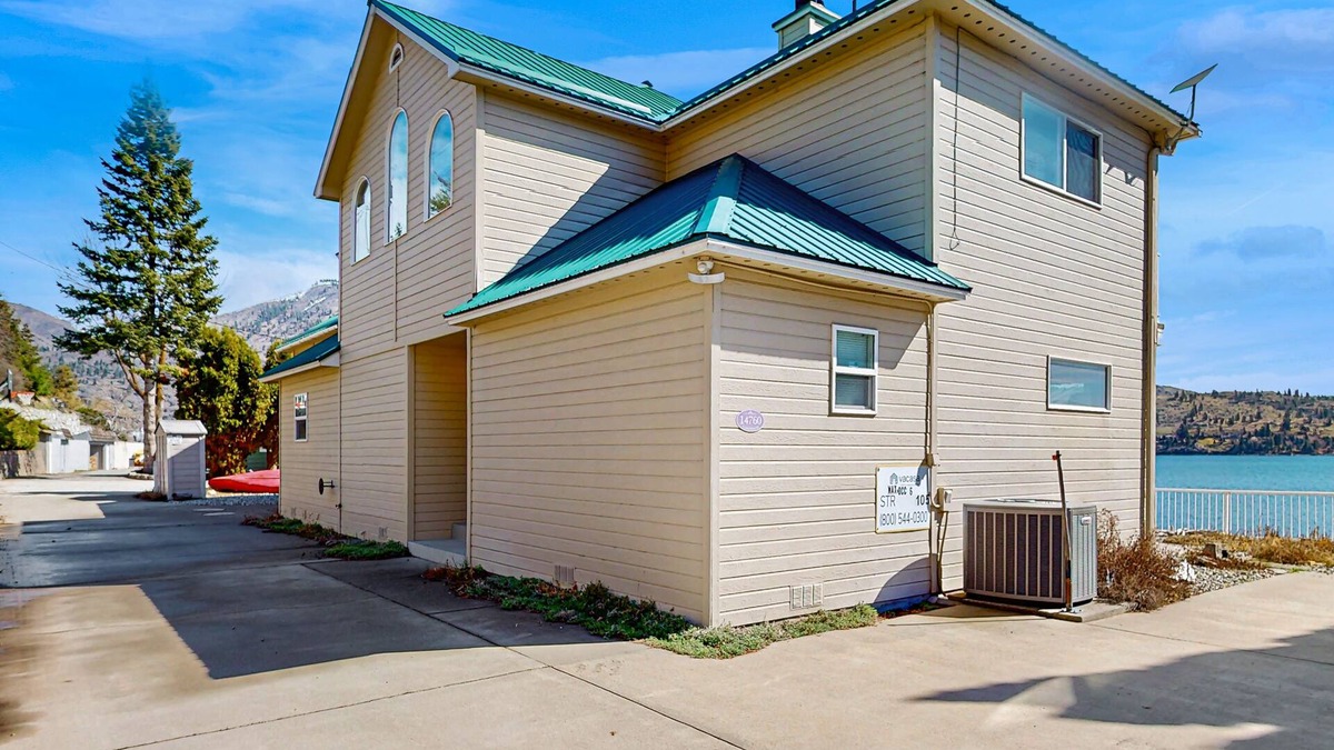 Chelan House | Sunny, lakefront home with huge patio, floating dock & 2 buoys