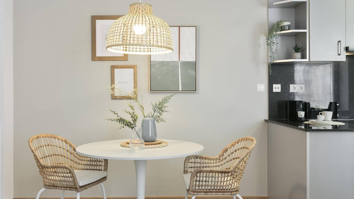 Sants-Badal Apartment | Sunny loft with A/C and WIFI next to Badal metro